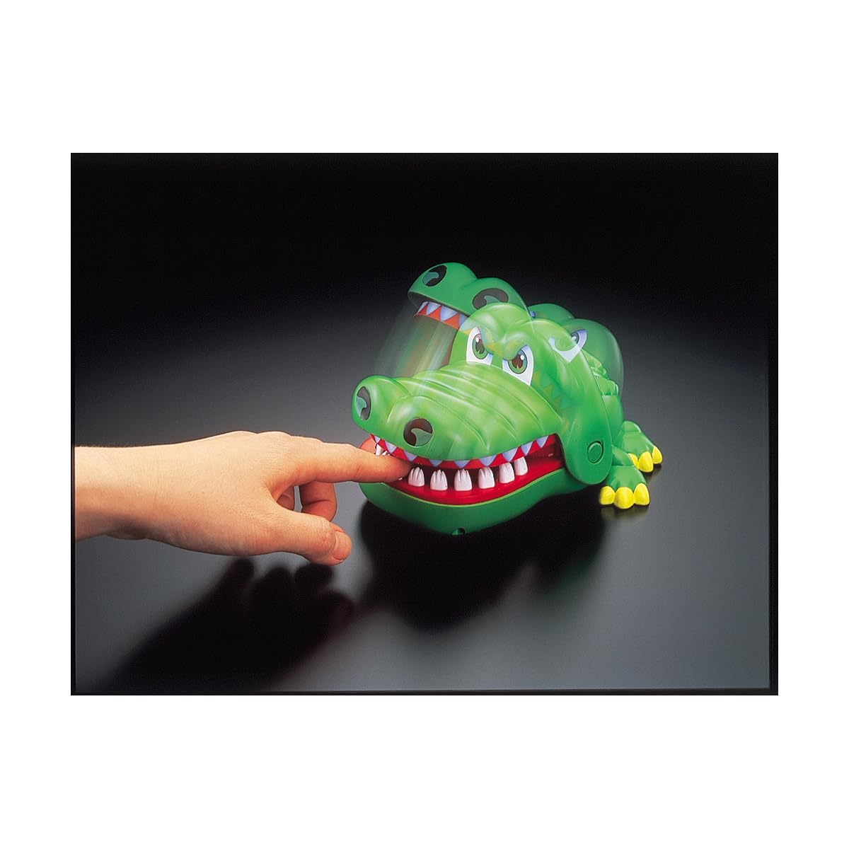 Bandai Itai Wani Chubby : Amazon.sg: Toys